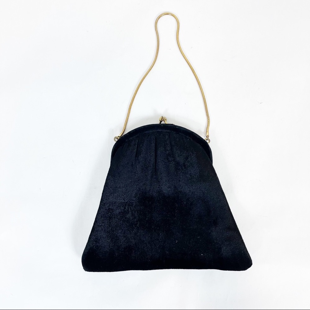Vintage Ande’ Black Velvet Clutch Handbag With Gold Chain Kiss Clasp Closure